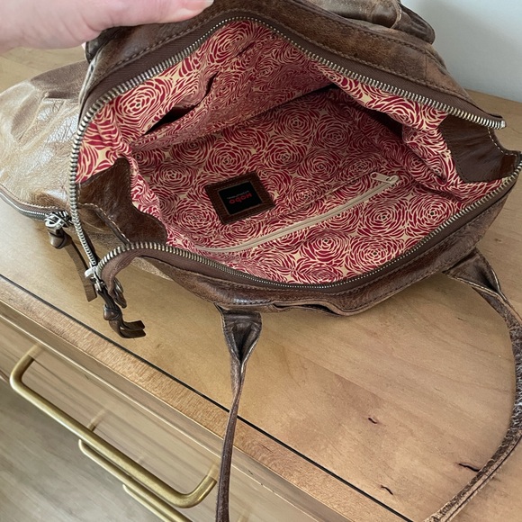 HOBO Rich Brown Leather Shoulder Bag - Picture 6 of 9